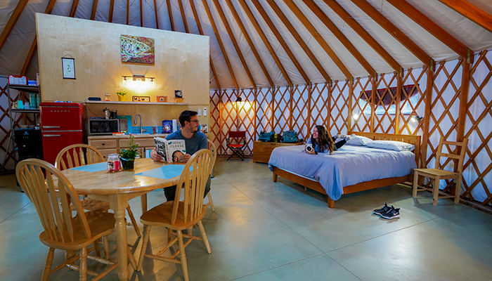 Private yurt + hot spring